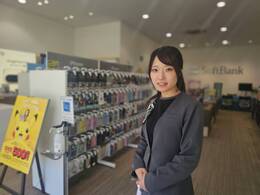 ◎チャレンジ精神がありチームワークを大切にできる方
◎接客業が好き、携帯に興味がある方
◎安定した環境で働きたい方