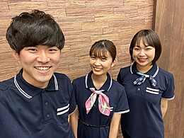 販売・サービス・営業職の経験をお持ちの方は、
(アルバイト経験も可)23万円~スタート!
※試用期間3か月間:21万円