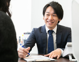 学歴不問・未経験OK・残業なし
若手からベテランまで活躍中！
社会人経験がない方もOK！正社員デビューを目指しませんか？