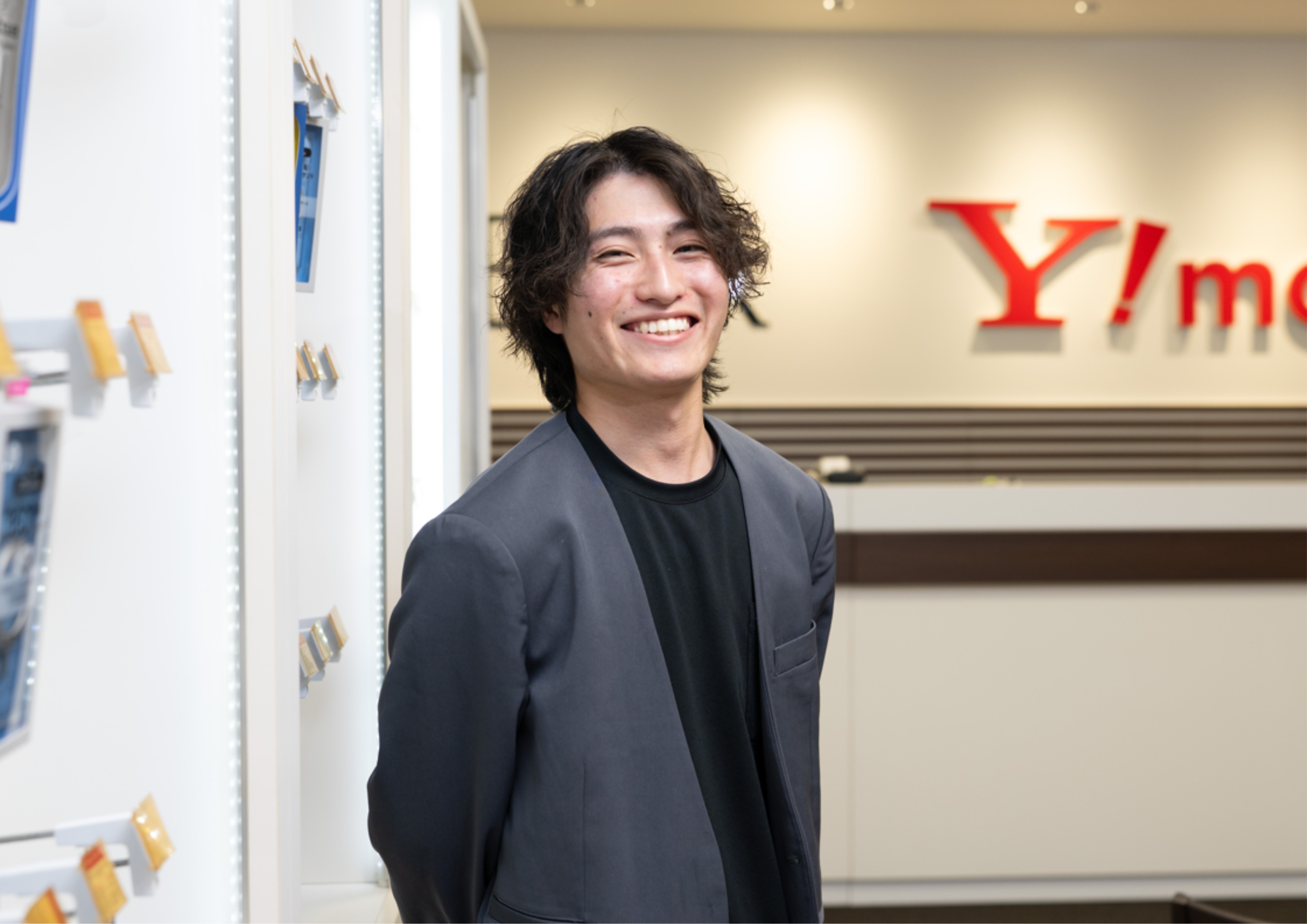 明るく人と接するのが好きな方！
大きな声であいさつが出来る方！
当たり前のようでなかなか難しいこの２つができる方歓迎！