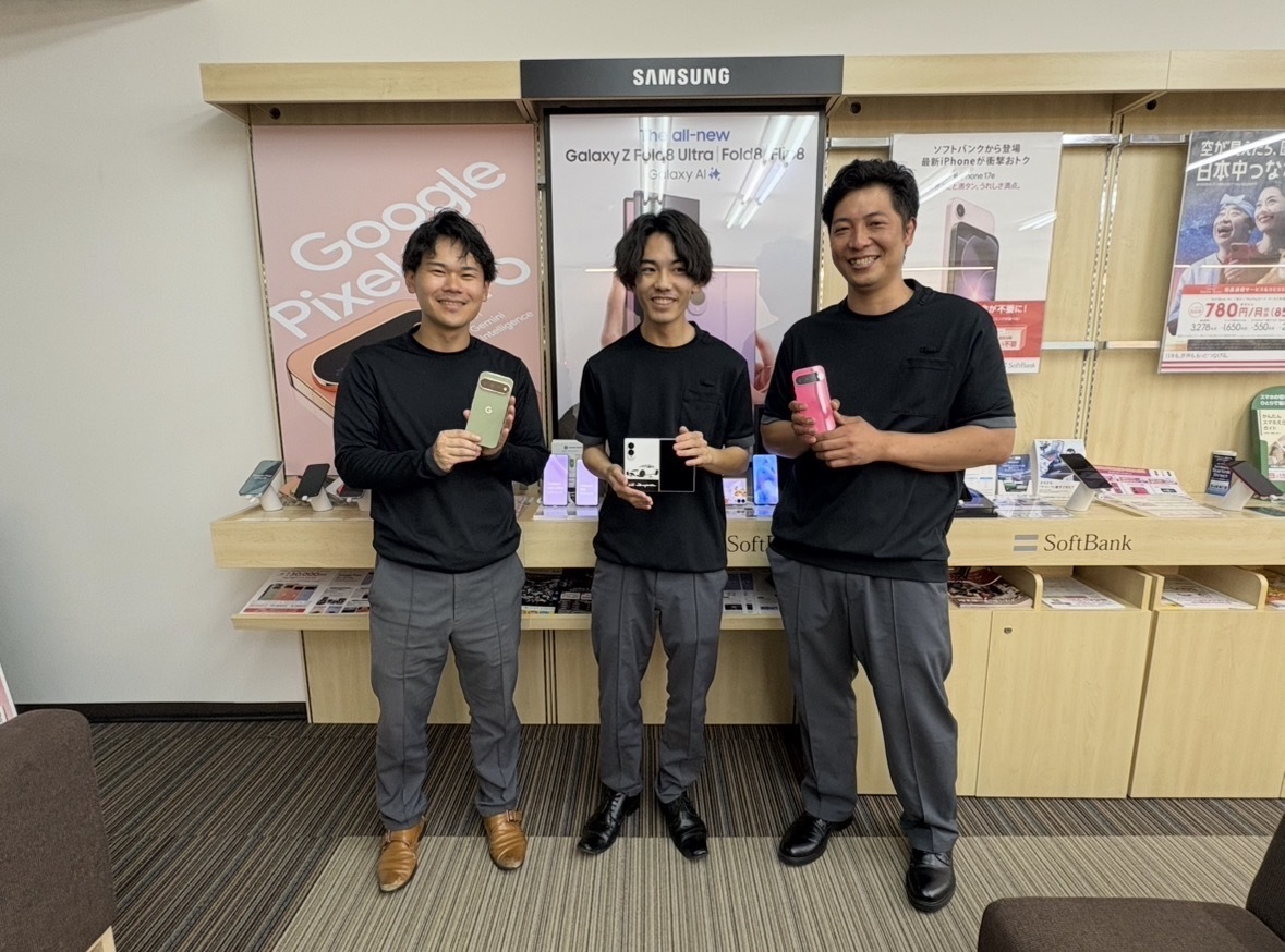 人を喜ばせるのが好きな方に向いているお仕事です。 
接客が好きで笑顔が素敵な方歓迎！
未経験、経験者は問いません。 