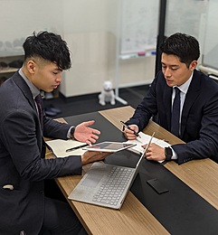 未経験歓迎!お客様としっかりと関係を作り上げていく仕事。 新しいチャレンジを先輩が全面的にバックアップして応援します。